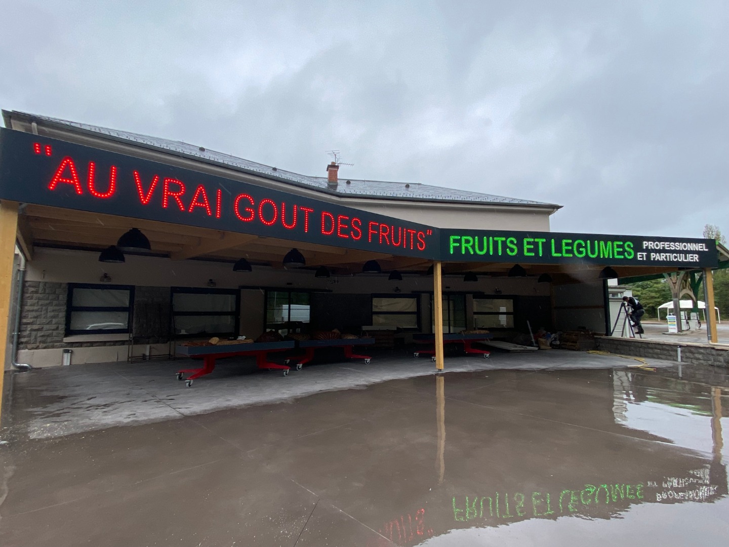 AU VRAI GOUT DES FRUITS SAINT AFFRIQUE