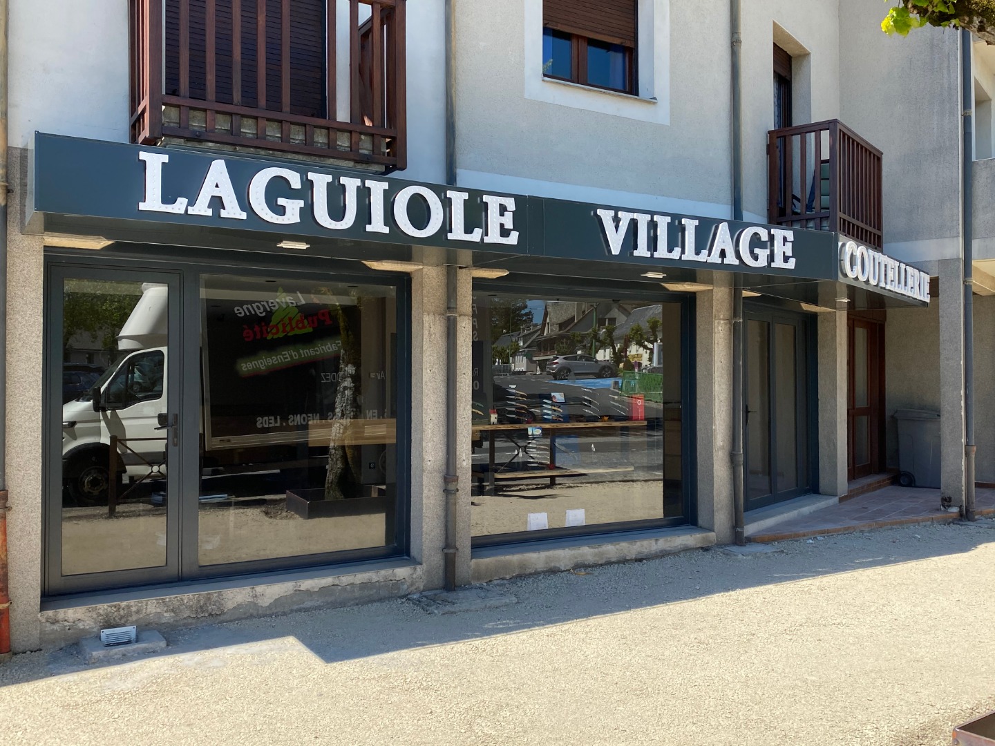 LAGUIOLE VILLAGE