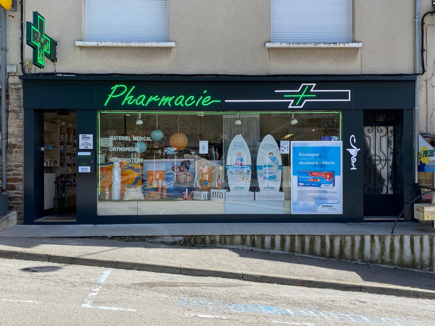 PHARMACIE SALLE CURAN